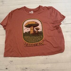 Vardagen women's mushroom cropped short sleeve shirt large